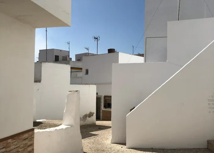 Stadthaus Petronella Meerblick Und Dachterrasse Dom wakacyjny Conil De La Frontera