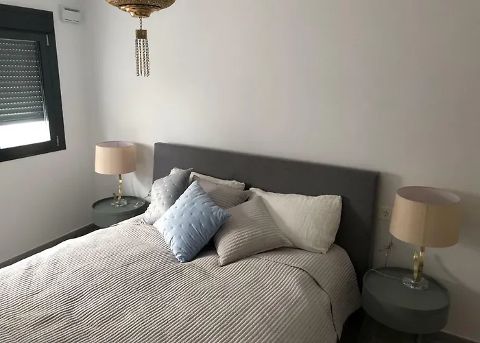 Stadthaus Petronella Meerblick Und Dachterrasse بيت للعطل كونيل ذي لا فرونتيرا