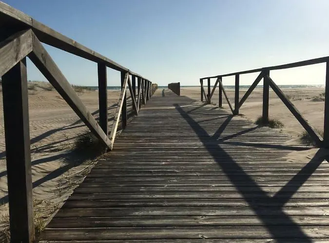 Stadthaus Petronella Meerblick Und Dachterrasse كونيل ذي لا فرونتيرا