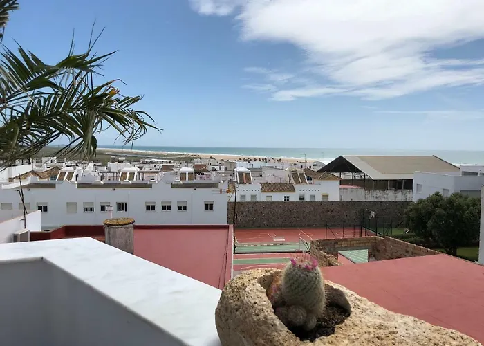 Stadthaus Petronella Meerblick Und Dachterrasse * كونيل ذي لا فرونتيرا